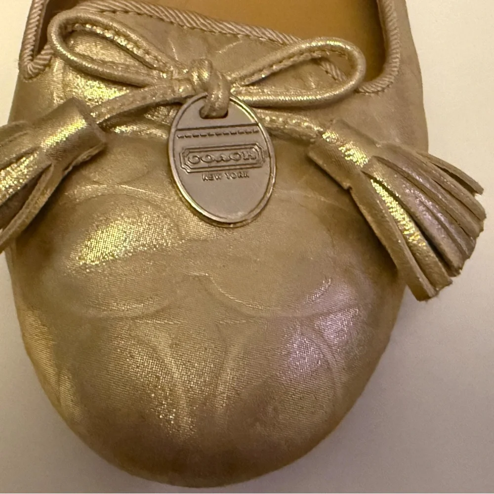 Gold coach flats - Picture 4 of 4